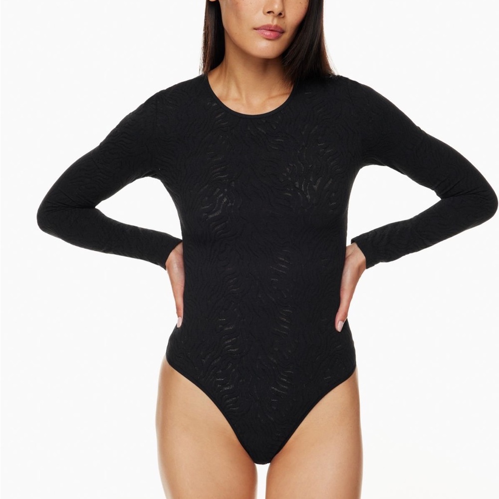 Aritzia Long Sleeve Bodysuit